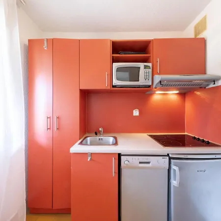 Les Jardins D'azur-5 By Interhome